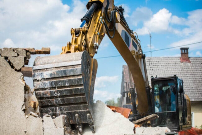 How-Much-Does-it-Cost-to-Demolish-a-House-Reasons-to-Tear-Down-a-House-650x434